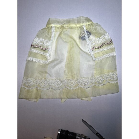 FEMENINE FLIRTY NWT *READ* Vintage Apron Organza SHEER YELLOW Dacron Fairwoven - Picture 2 of 11
